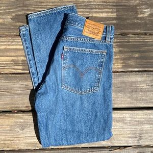 Levi’s Wedgie Straight Jeans